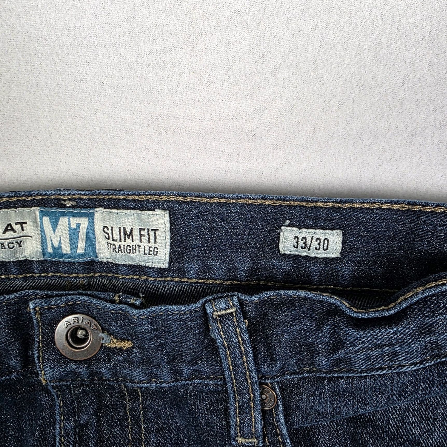 Ariat Ariat M7 Slim Straight Jeans Mens 33x30 Blue Fade Denim Cowboy Western Zip Slimming M7 Slim Straight Jeans Mens 33x30 Blue Fade Denim Cowboy Western Size US 33 - 3 Thumbnail