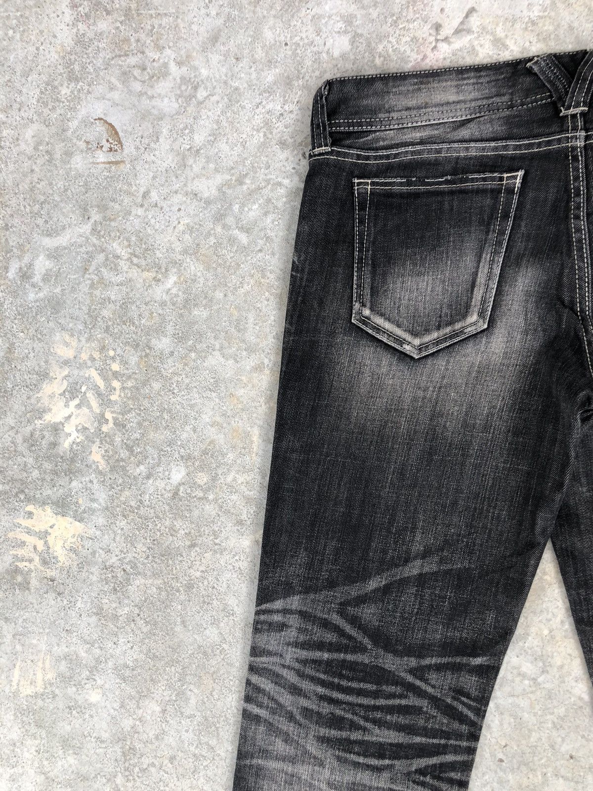 Vanquish Japanese Vanquish Distressed Jeans Skinny Jeans Size US 33 - 9 Thumbnail