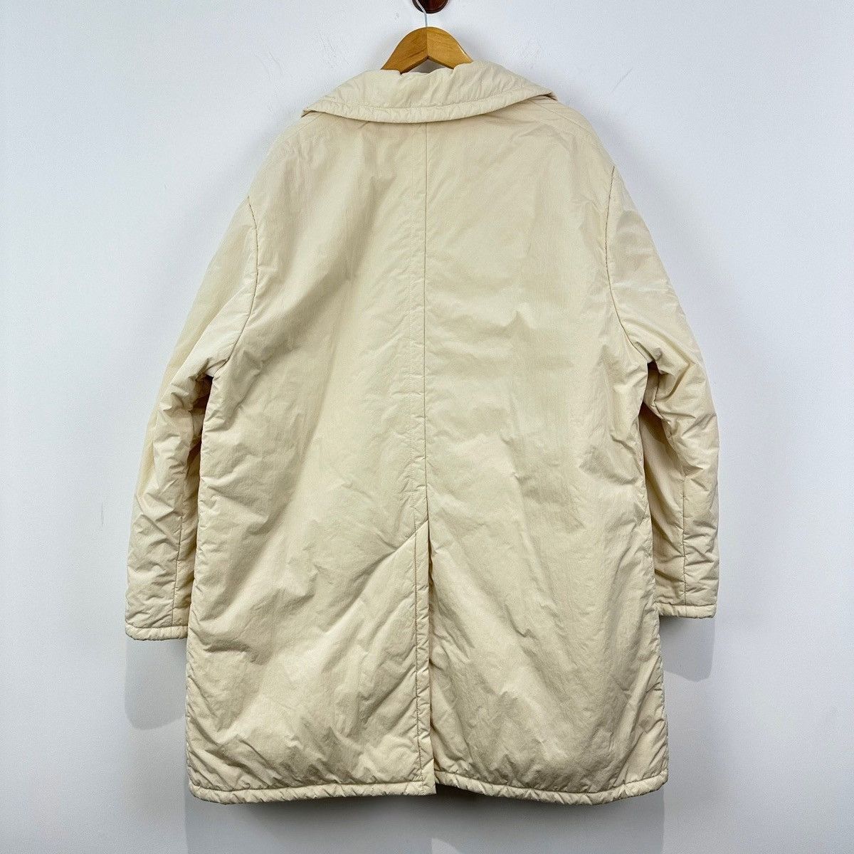 Maison Margiela Maison Margiela 10 ivory oversized down trench coat Size US L / EU 52-54 / 3 - 2 Thumbnail