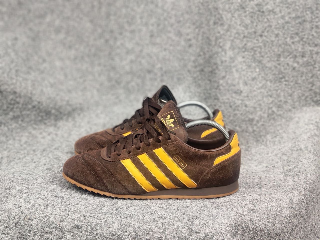 Adidas Adidas Vintage Y2K Style brown Yellow trendy suede sneakers Size US 8.5 / EU 41-42 - 10 Thumbnail
