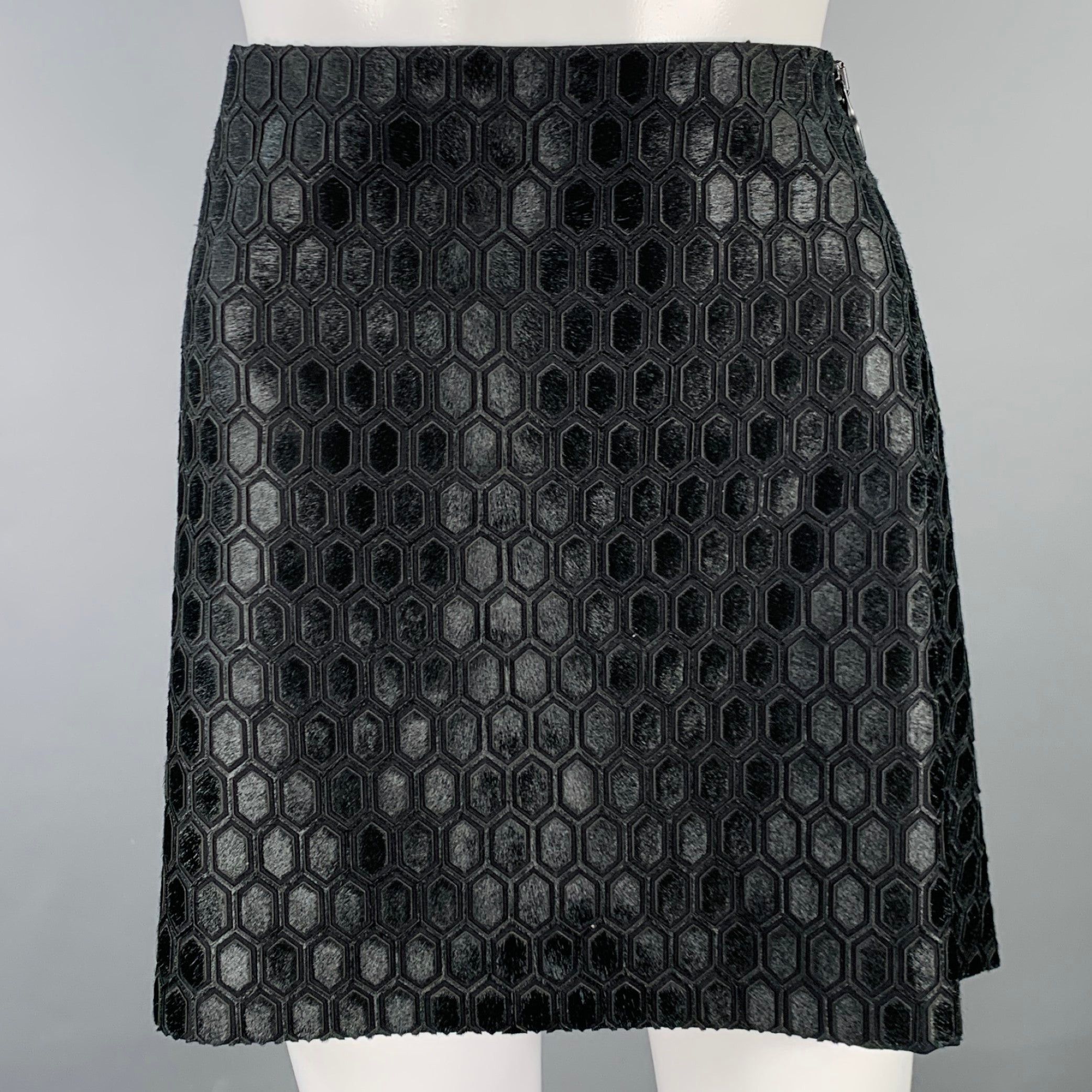 Salvatore Ferragamo 6 Black Wool Calf Hair Geometric Zip