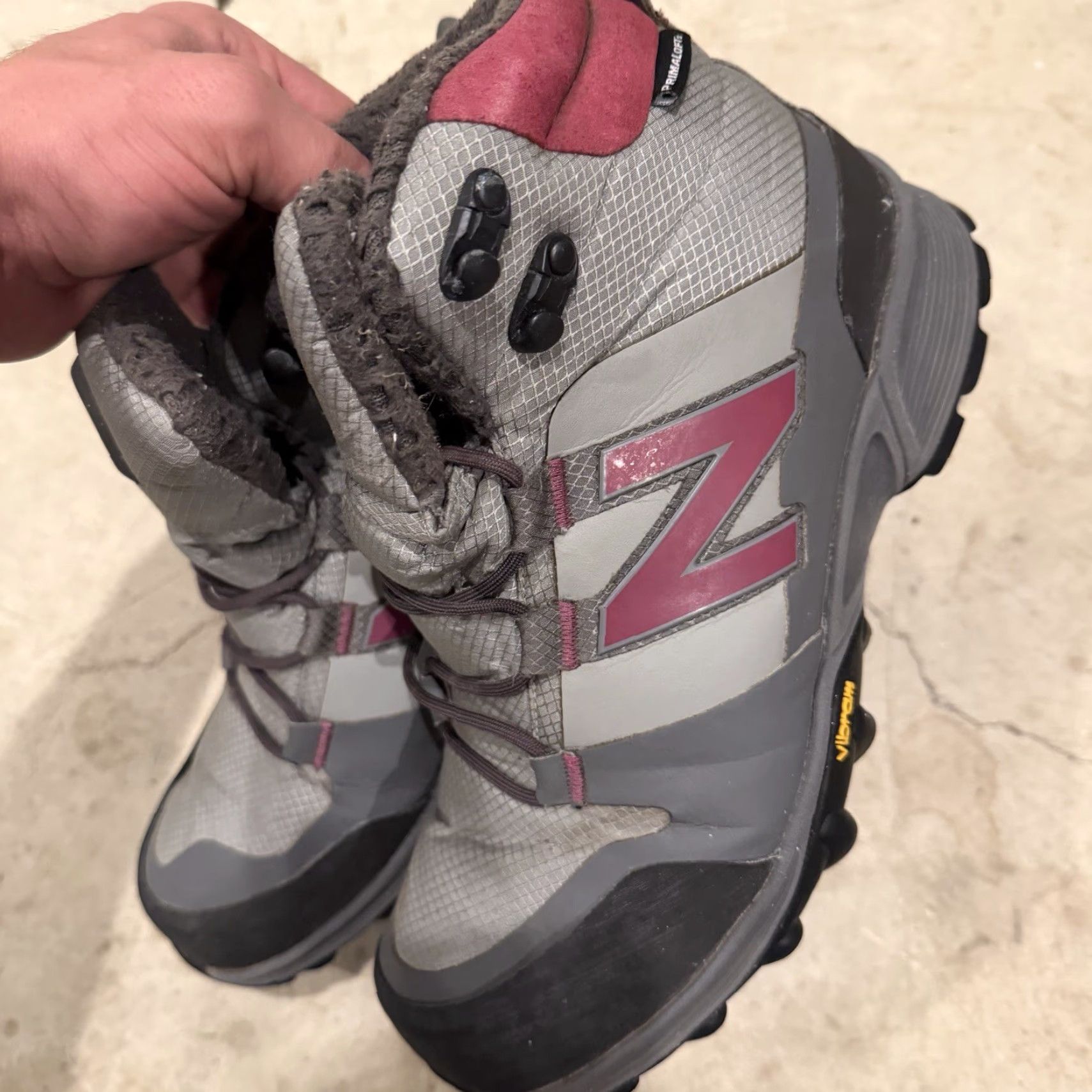 New Balance NEW BALANCE Womens Nb1099 Primaloft Trail Boots Size 9D Grey Vibram Sole Snow Boot Outdoor Hiking Womens Boots Size US 7 / IT 37 - 7 Thumbnail