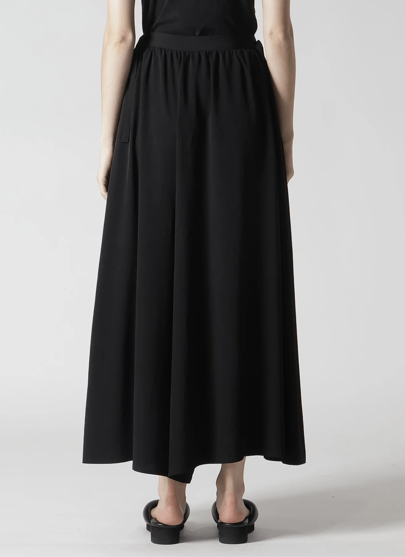 Yohji Yamamoto Yohji Yamamoto Collections - Crepe De Chine Skirt Pants Size 26" / US 2 / IT 38 - 3 Thumbnail