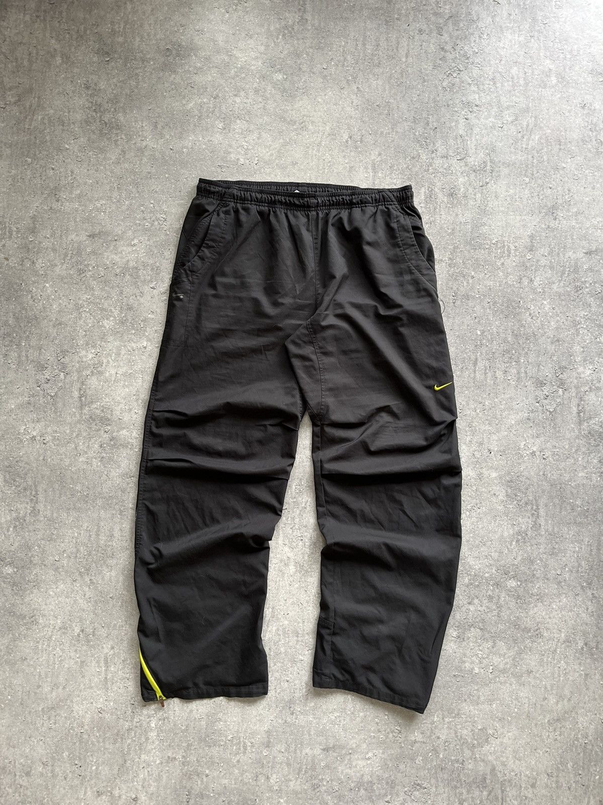 Nike × Vintage Sweatpants Nike Vintage Streetwear Drip Y2K Outdoor 90s Size US 33 - 1 Thumbnail