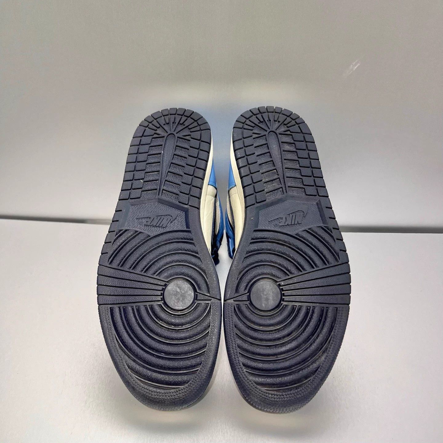 Nike AJ1 Obsidian 46 Near Mint Size US 13 / EU 46 - 6 Thumbnail