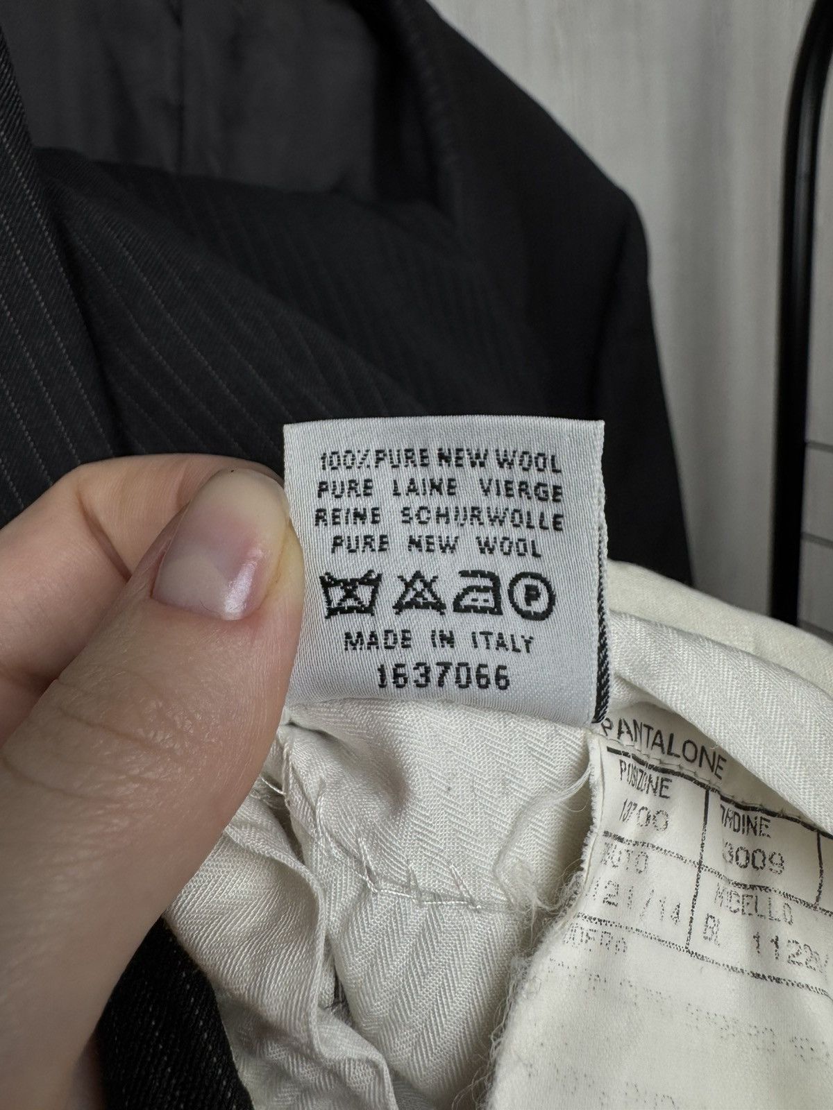 Lanvin Lanvin Classique Dark Gray Striped Wool 3 Button Vented Suit Size 42R - 21 Thumbnail