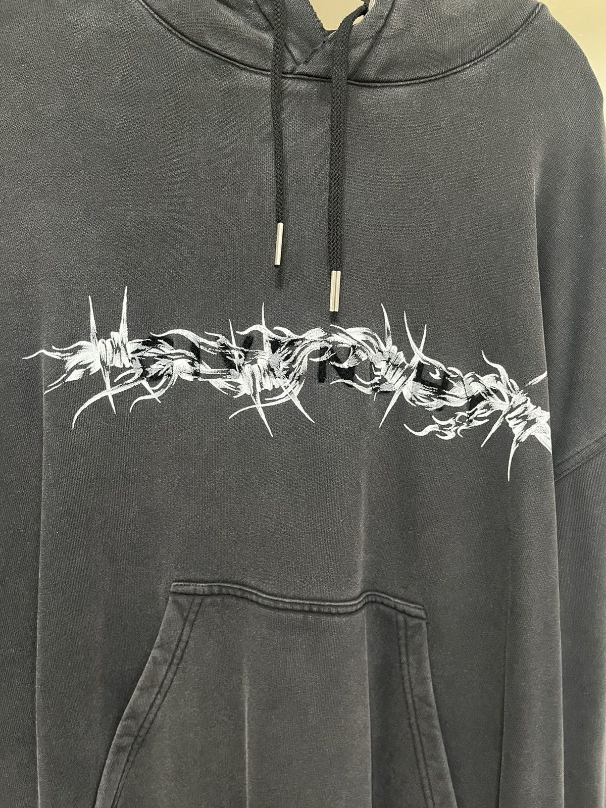 Givenchy Givenchy Hoodie Sz M Size US M / EU 48-50 / 2 - 2 Thumbnail