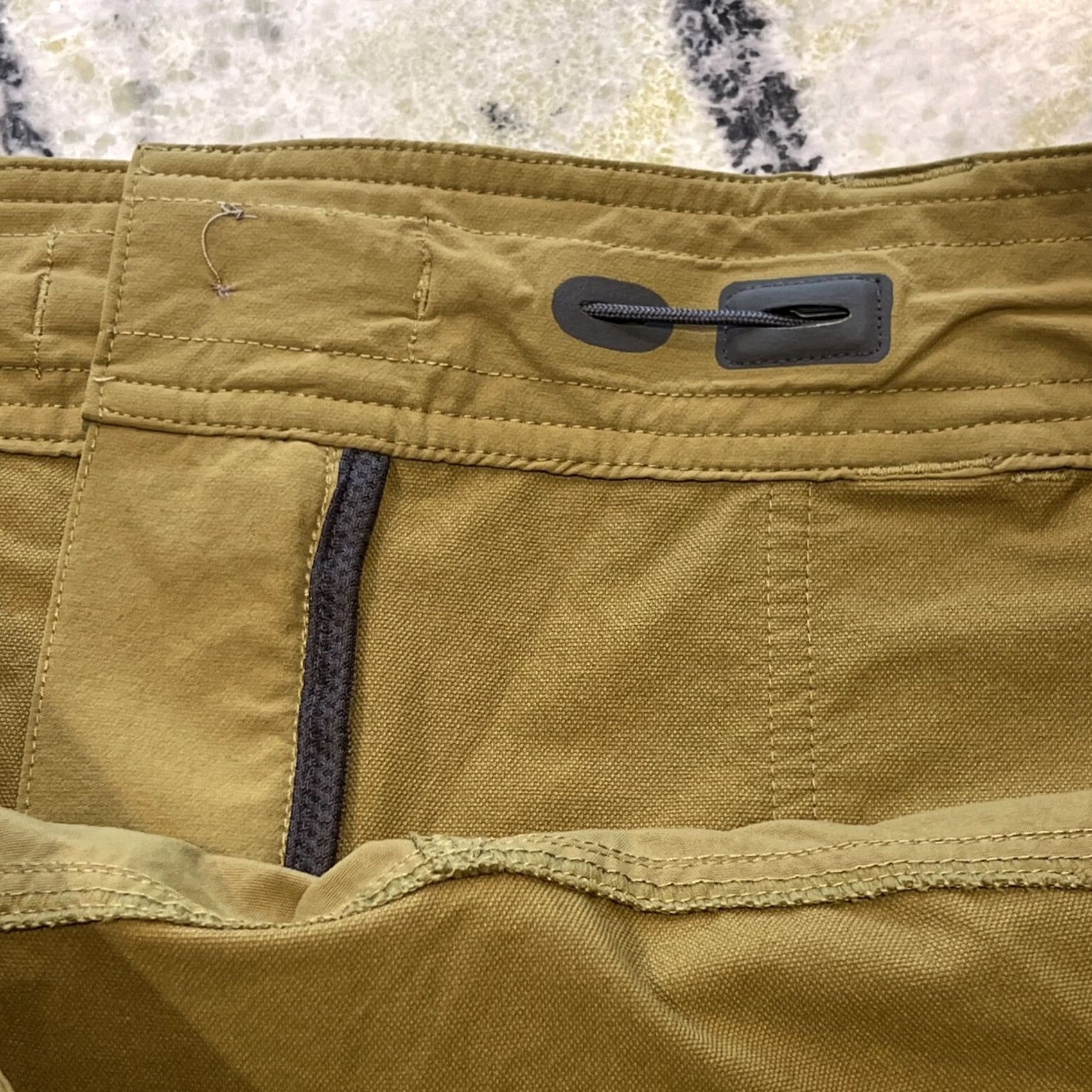 Vintage REI Shorts Women’s Size 16 Green Nylon Spandex Belt Loops 6” Inseam Outdoors Size 38" / US 16 / IT 52 - 7 Thumbnail