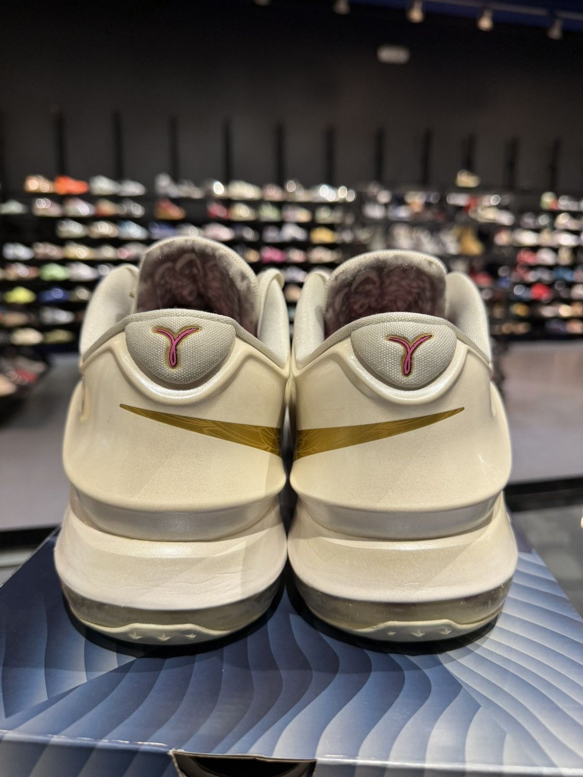 Nike Size 12 - Nike KD 7 Aunt Pearl White Size US 12 / EU 45 - 4 Thumbnail