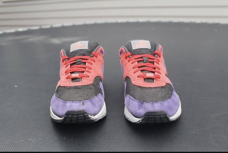 Nike ACG NikeAirMax1ACGTeamRed/Violet/Black2010(308866-019)SizeUS9.5 Size US 9.5 / EU 42-43 - 5 Thumbnail