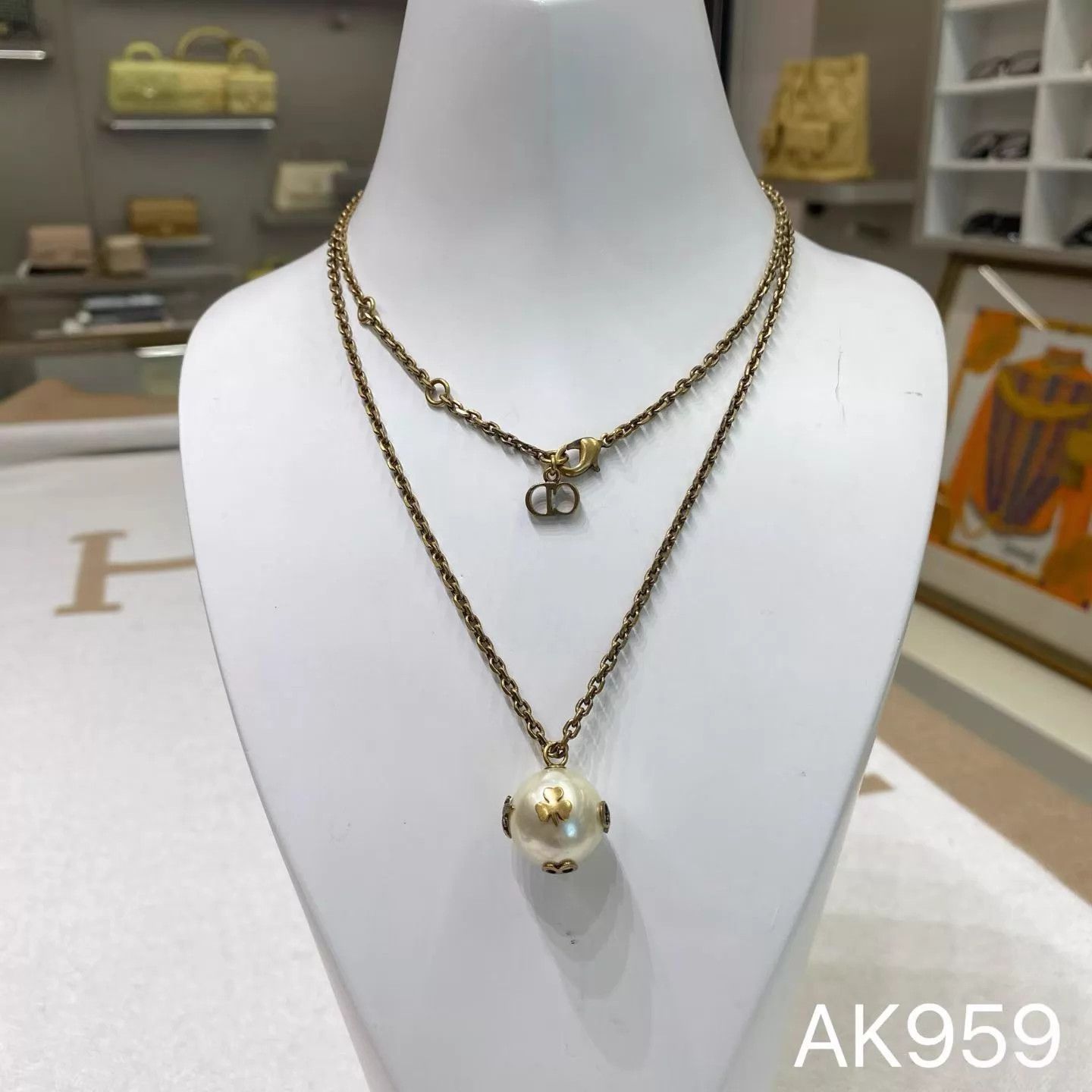 Dior Dior Women's Retro Pearl Bee Star CD Long Necklace Size ONE SIZE - 4 Thumbnail