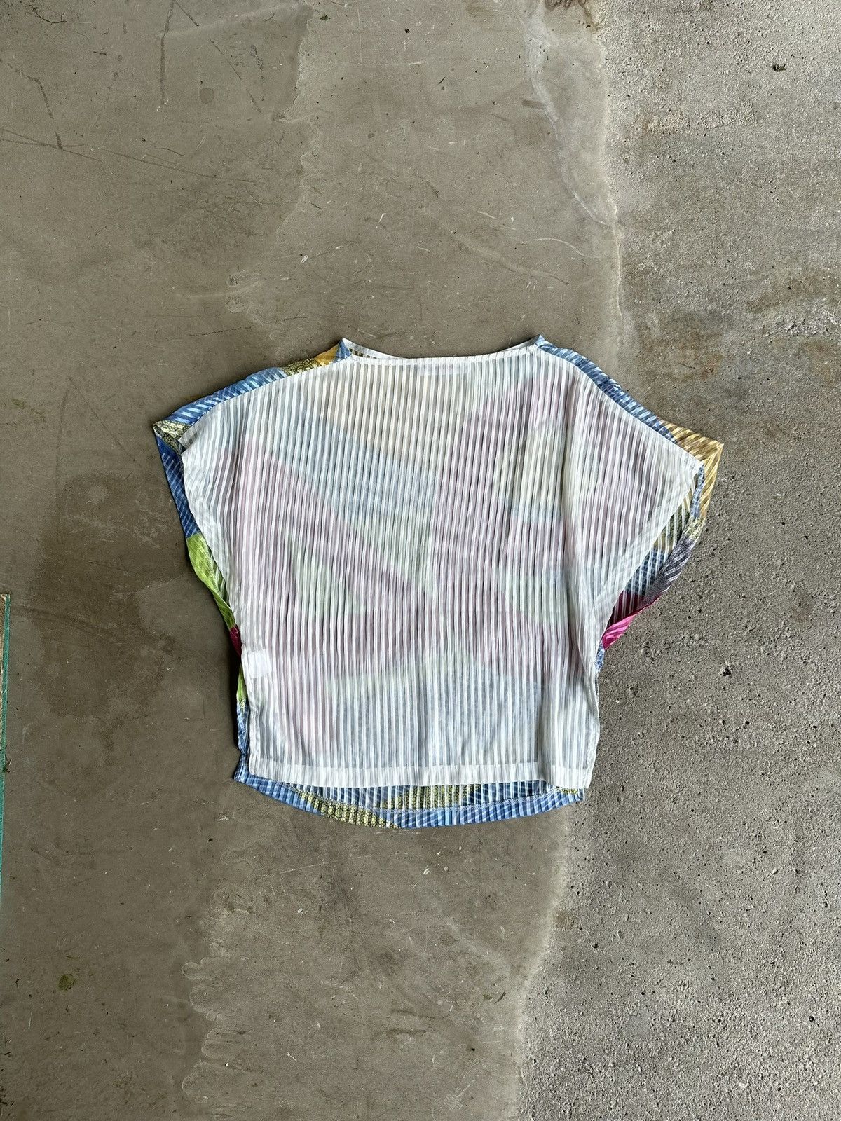 Hussein Chalayan × Vintage Hussein Chalayan Pleated 94 Top Size S Size S / US 4 / IT 40 - 2 Thumbnail