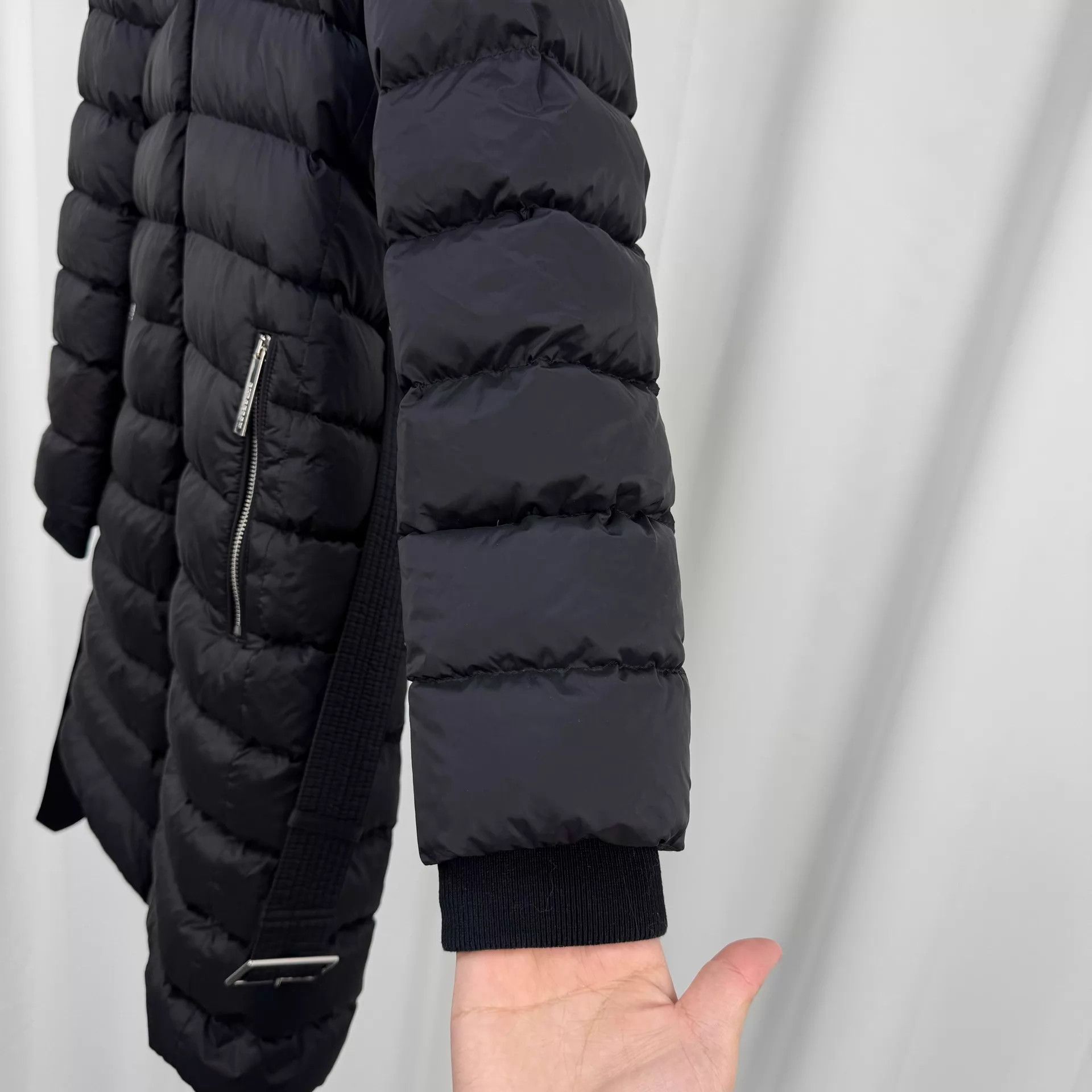 Burberry Burberry arm logo fur collar down coat XS 98 New Size XS / US 0-2 / IT 36-38 - 4 Thumbnail