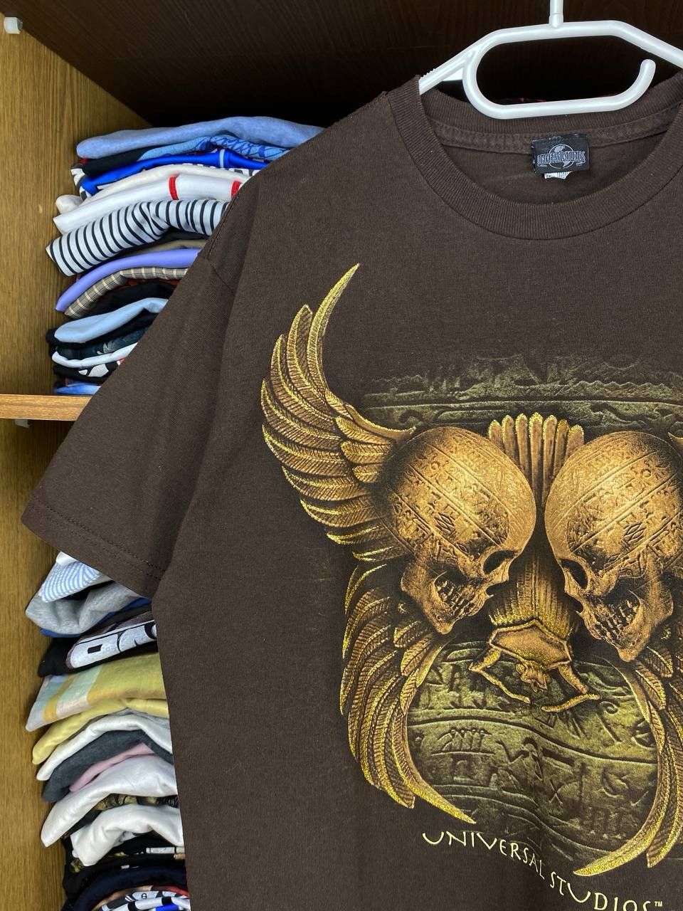 Universal Studios Vintage Universal Studios Ancient Skulls 00s Graphic Tee Size US M / EU 48-50 / 2 - 2 Thumbnail