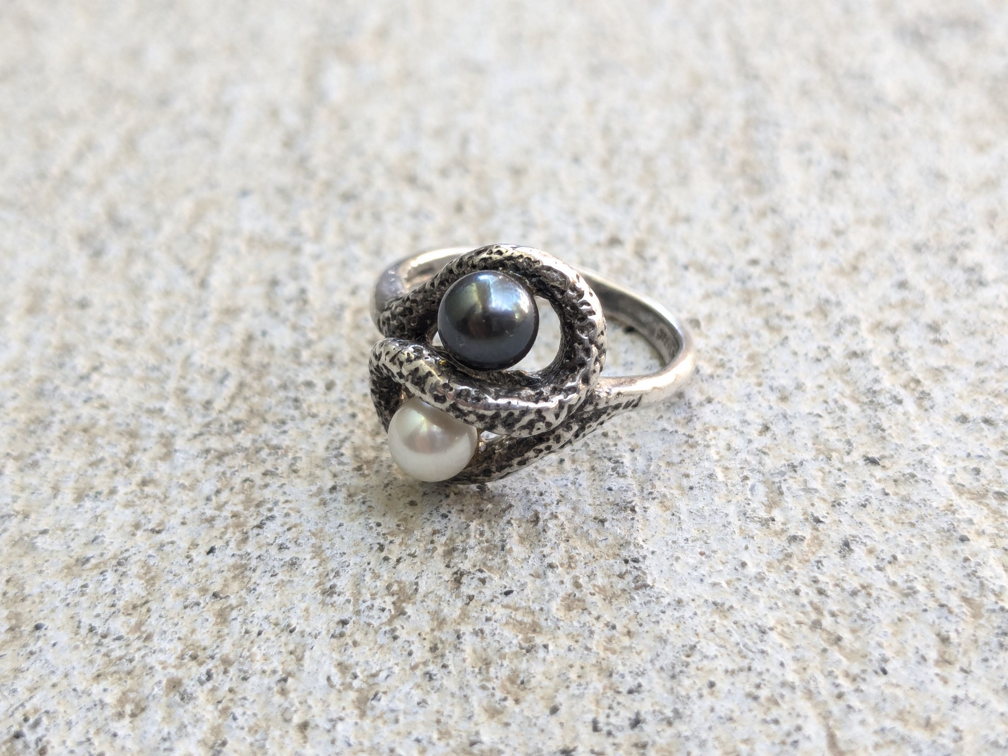 Other Vintage Sterling Silver Ring Pearls 6.25 Modern Abstract Size ONE SIZE - 4 Thumbnail