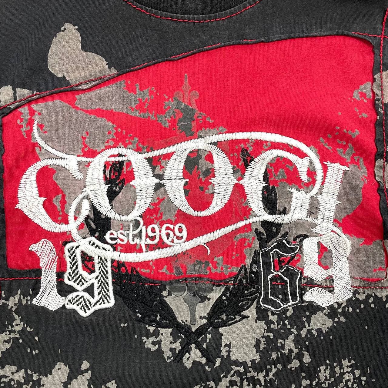 Coogi Vintage Coogi The Lucky Country Y2K T Shirt Black/ Red L Size US L / EU 52-54 / 3 - 5 Thumbnail