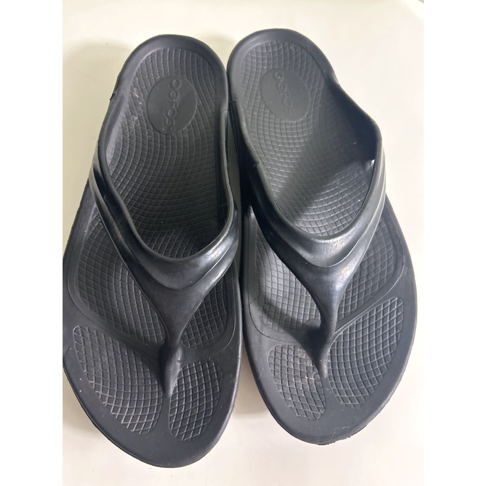 Vintage OOFOS Slides Thong Sandals Women 11 42 Black recovery UV logo? Size US 11 / IT 41 - 6 Thumbnail