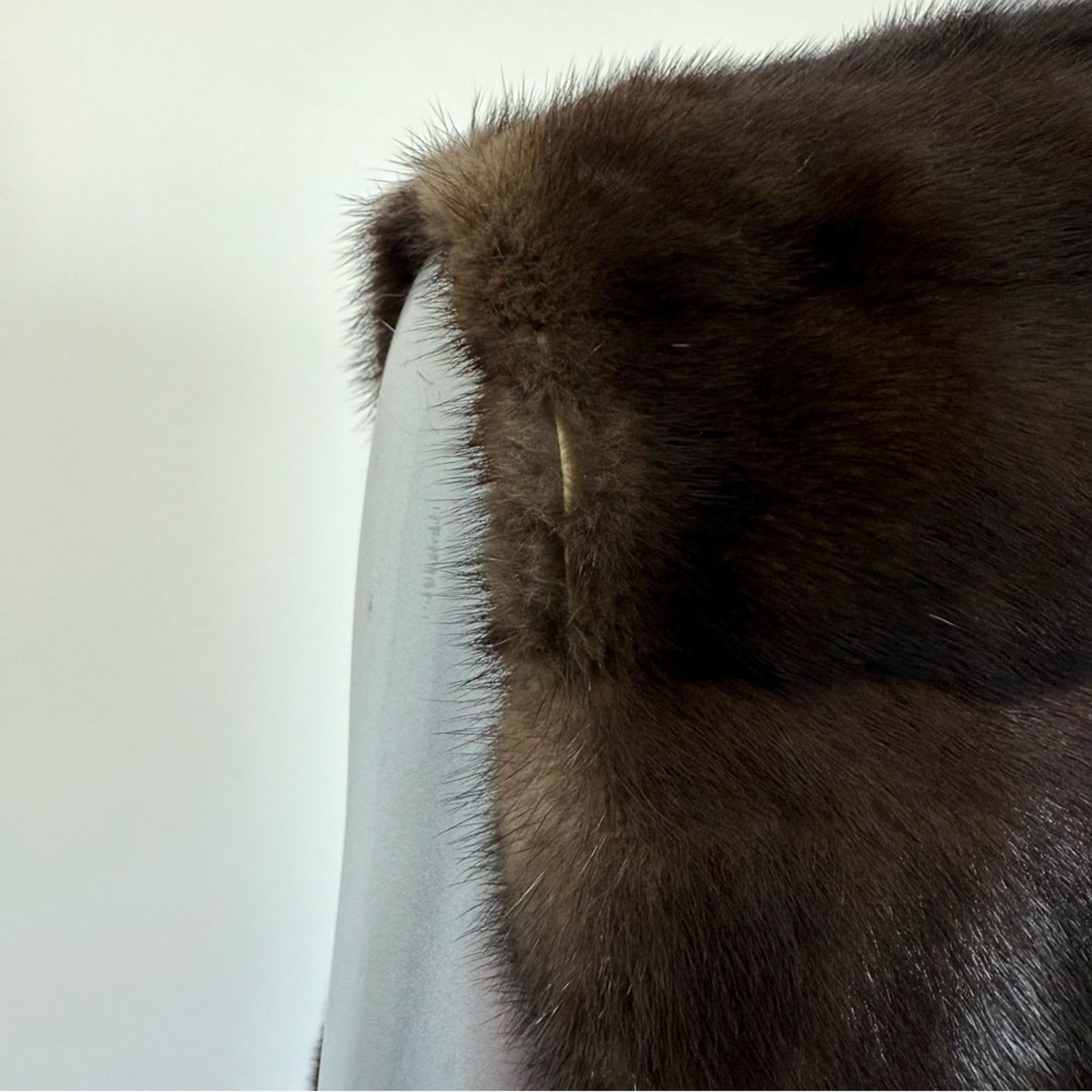 Other Mink natural fur long vest size L Retail 3200$ Size L / US 10 / IT 46 - 8 Thumbnail