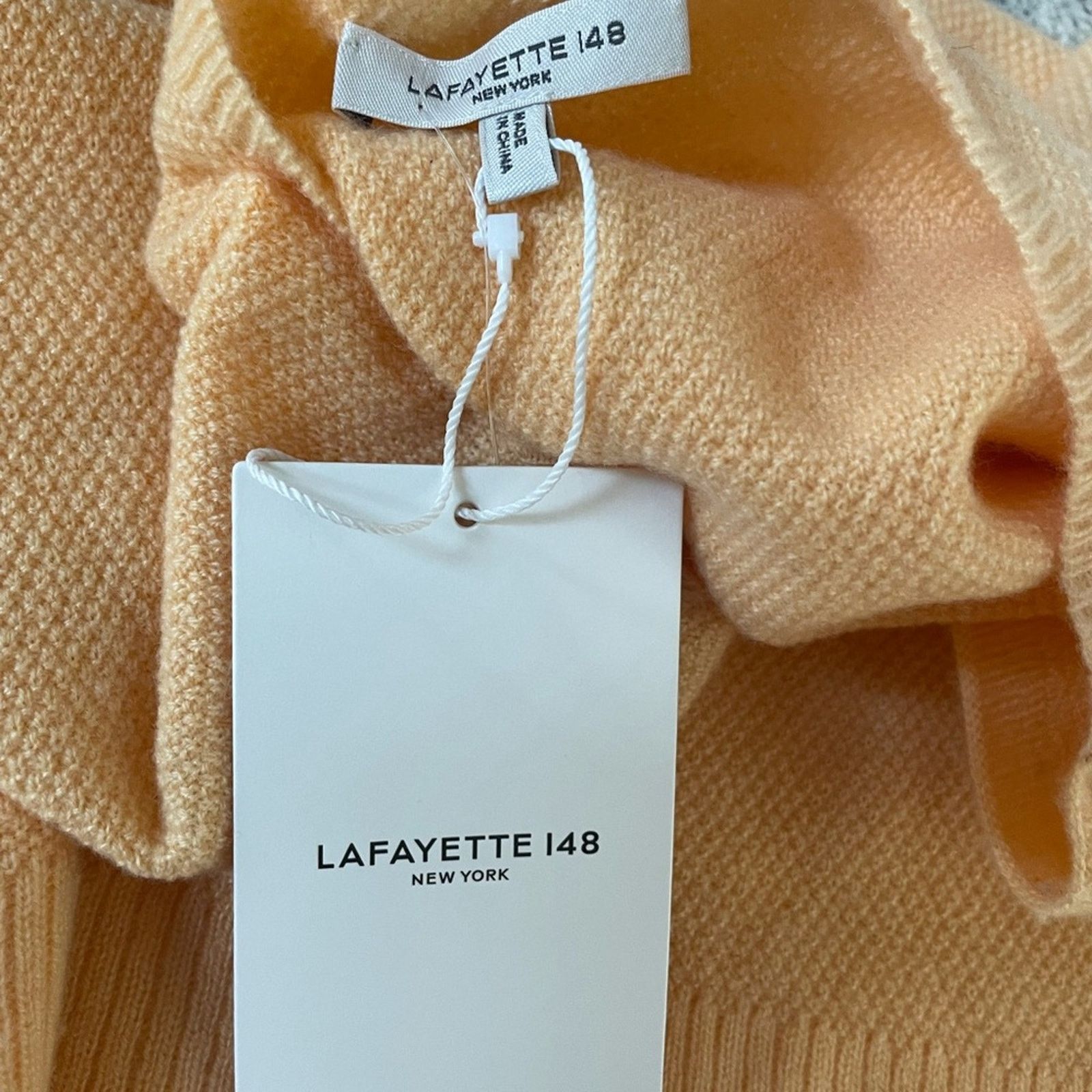 Lafayette 148 Short Sleeve Cashmere Sweater from Lafayette 148 New York Size M / US 6-8 / IT 42-44 - 5 Thumbnail