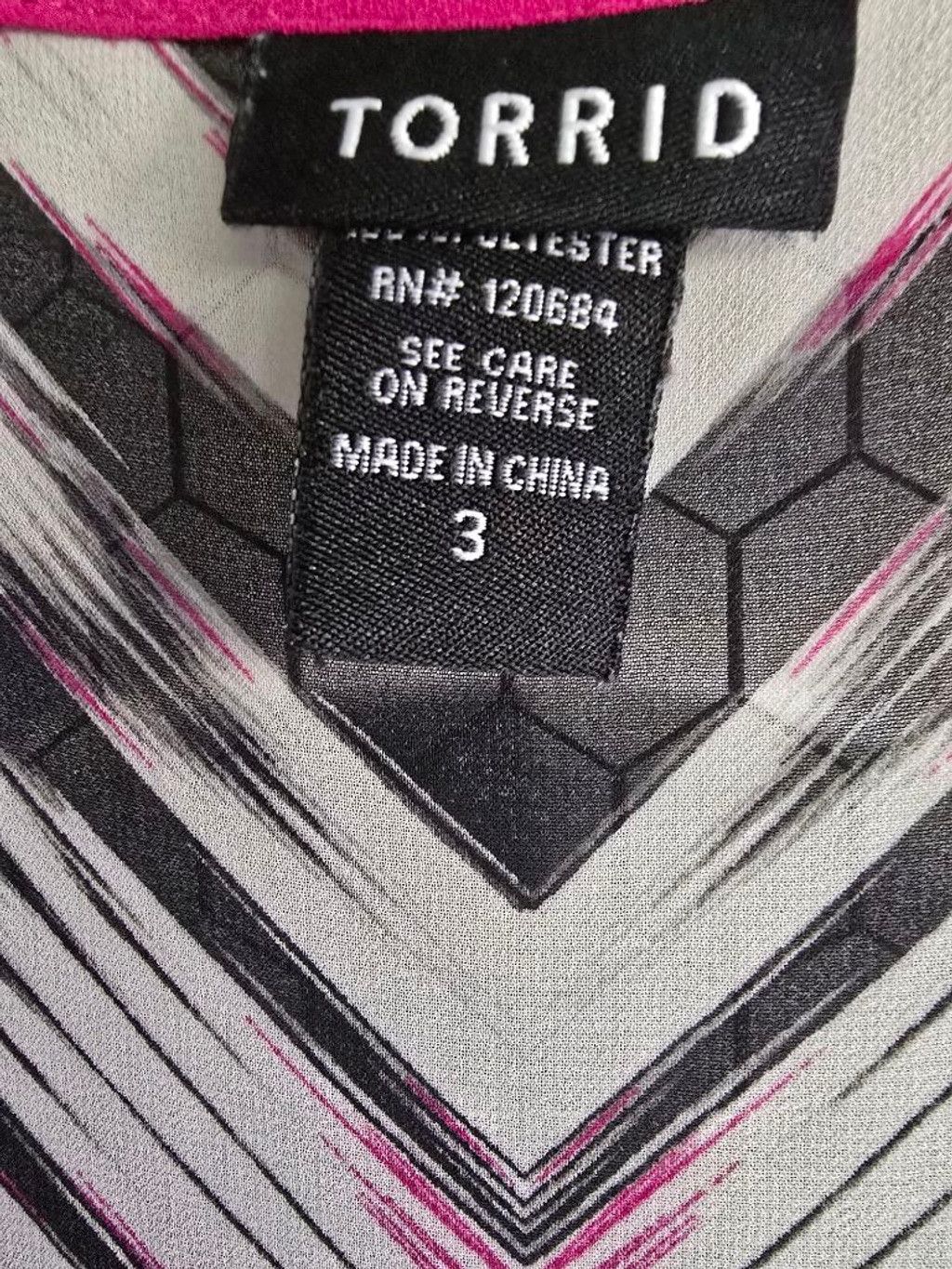 Torrid Women's Torrid Plus Size 3X Black Pink Chevron Tank Top Size 3XL / US 20-22 - 5 Thumbnail
