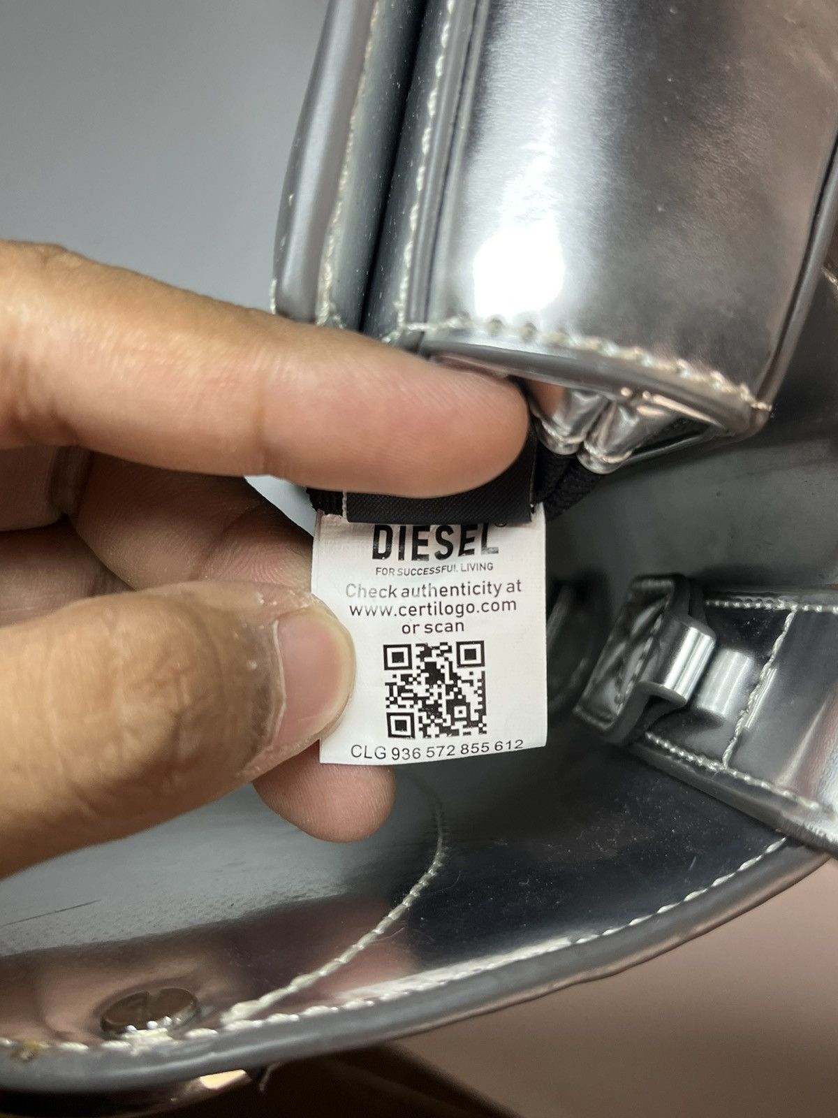 Diesel Y2K Diesel Metallic Silver Shoulder Bag Size ONE SIZE - 14 Thumbnail