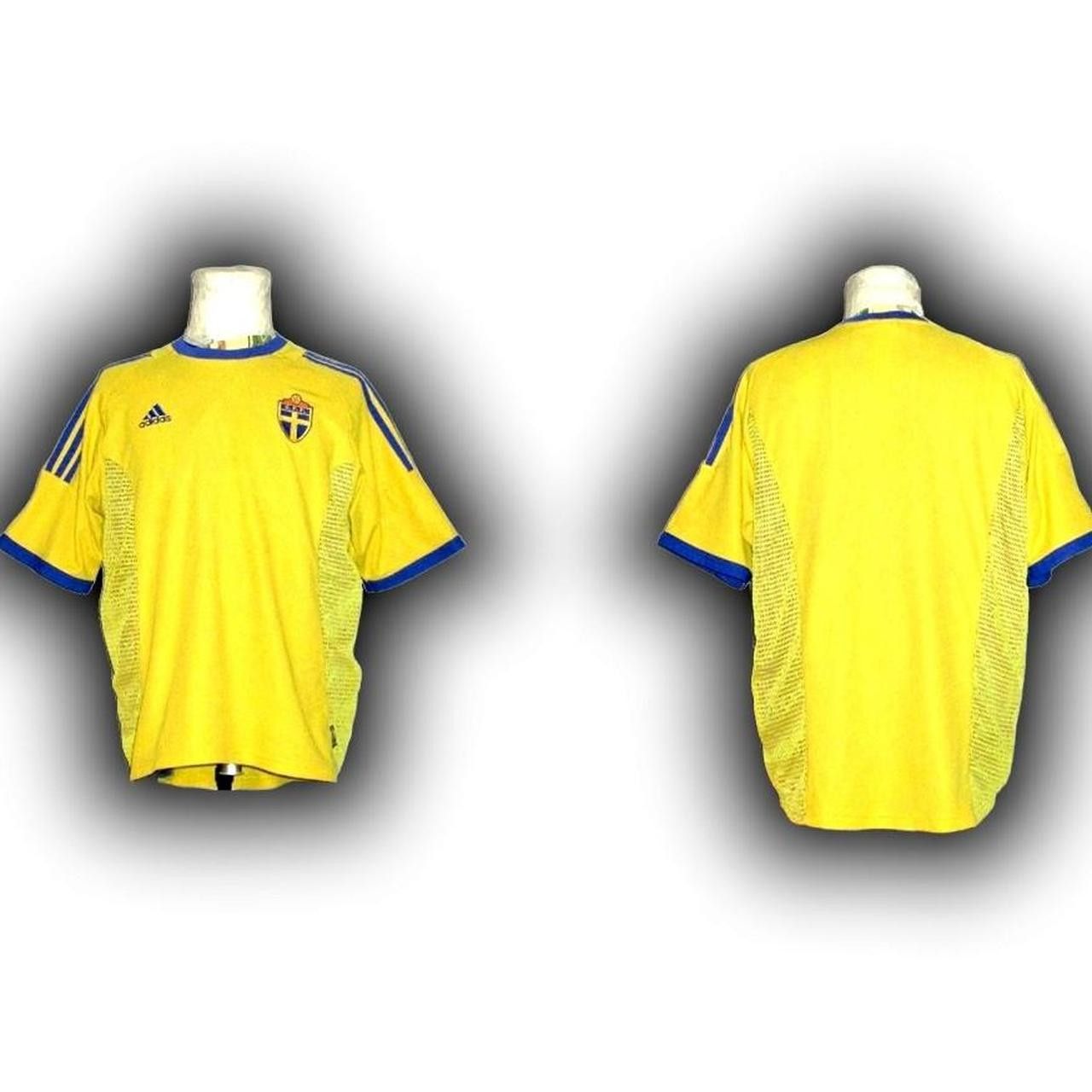 Adidas Sweden 2002 2002 Home Shirt Jersey Size US L / EU 52-54 / 3 - 3 Thumbnail