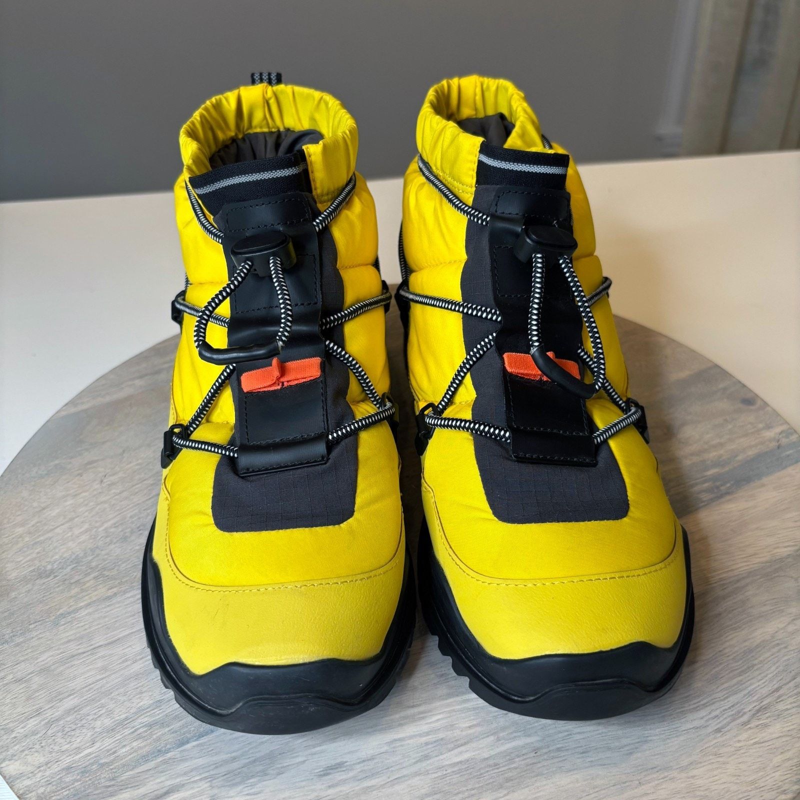 Adidas Adidas Stella McCartney Snow Boots Yellow Black Women’s Sz 9 Size US 9 / IT 39 - 4 Thumbnail