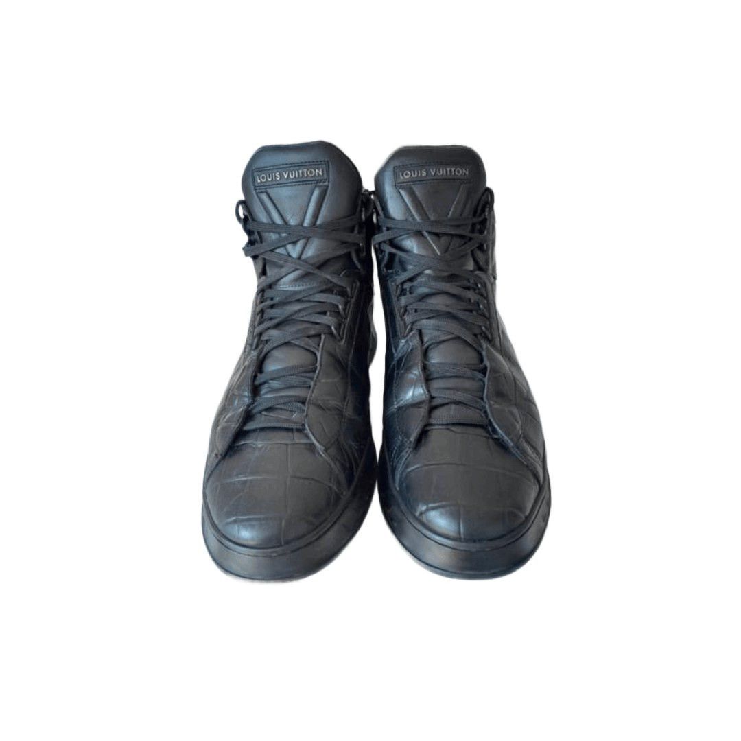 Louis Vuitton LOUIS VUITTON BLACK LEATHER SNEAKERS Size US 9.5 / EU 42-43 - 1 Thumbnail