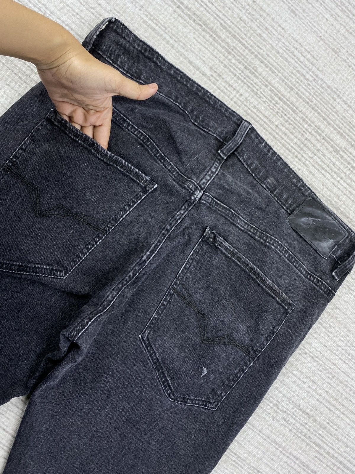 Guess × Vintage Vintage Guess Los Angeles Skinny Denim Pants Size US 34 / EU 50 - 10 Thumbnail