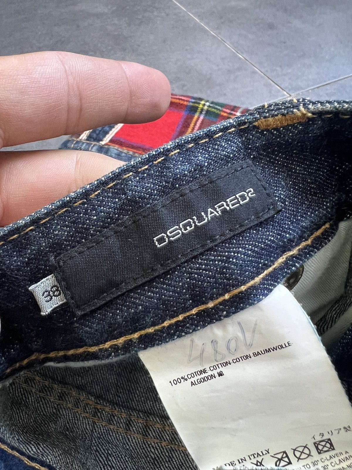 Dsquared2 VINTAGE DSQUARED2 AVANT GARDE MINI JEANS SKIRT Size 26" / US 2 / IT 38 - 21 Thumbnail