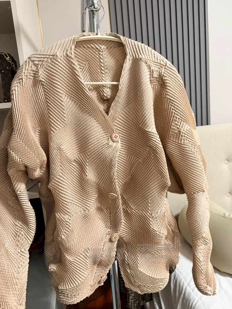 Issey Miyake Issey Miyake Beige Coat Size M / US 6-8 / IT 42-44 - 3 Thumbnail