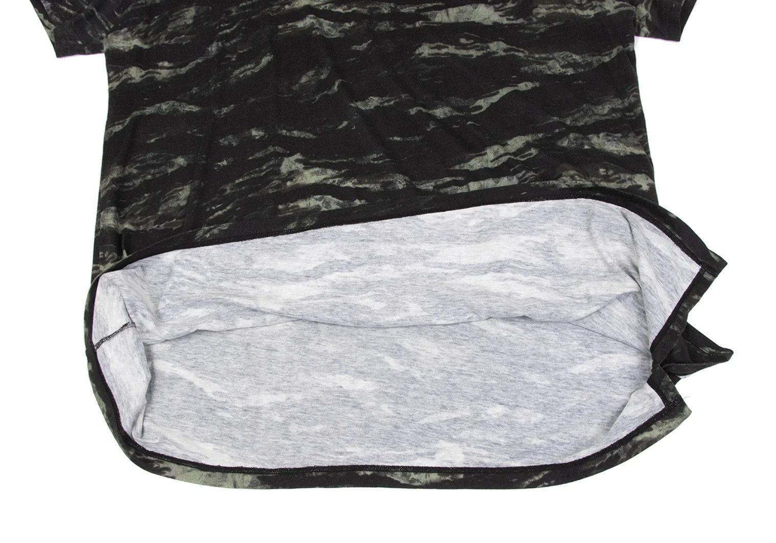 Yohji Yamamoto Zebra Pattern Side Hole Design T-Shirt in Black Khaki Size US S / EU 44-46 / 1 - 6 Thumbnail