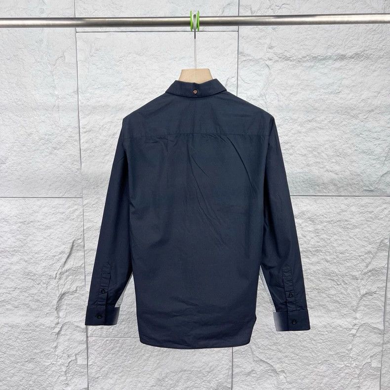 Givenchy Givenchy Sise38 Black water-based gradient collar long-slee Size US M / EU 48-50 / 2 - 2 Thumbnail