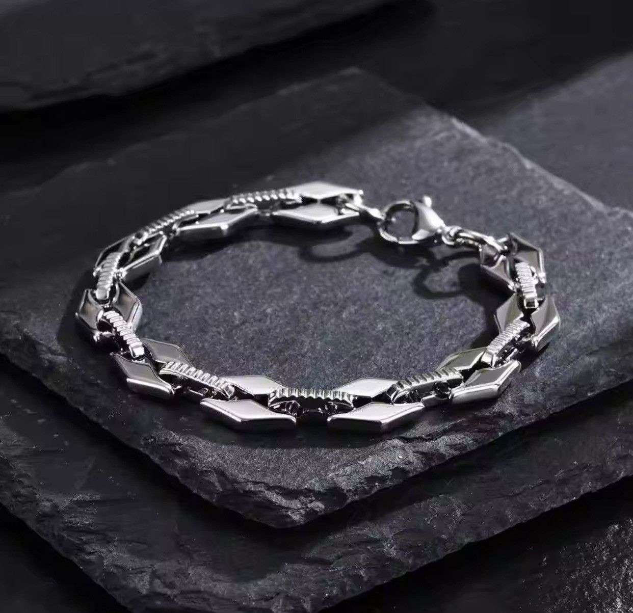 Jewelry Handmade Stainless Steel Link Wristband Size ONE SIZE - 4 Thumbnail