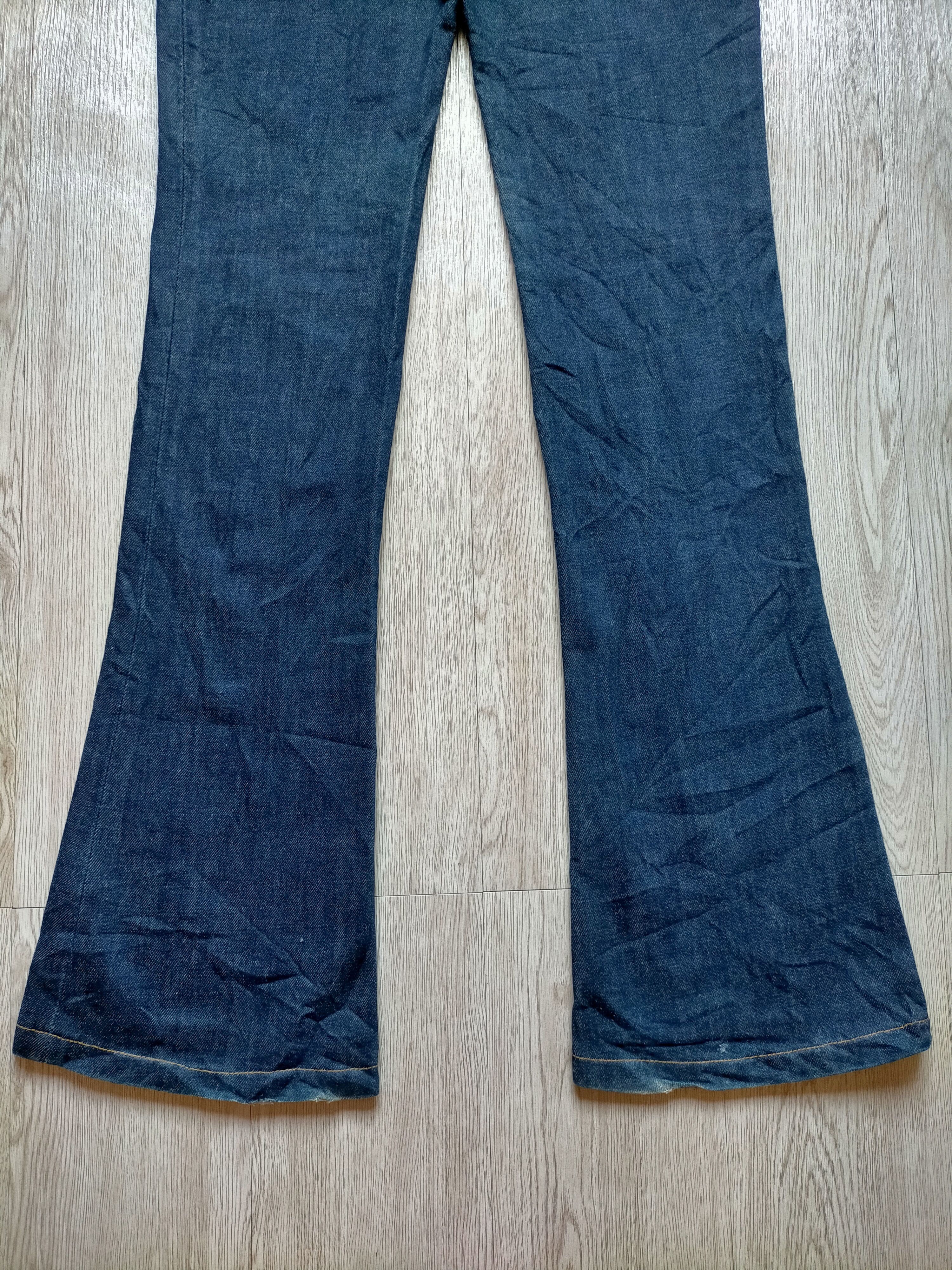 Dolce & Gabbana Dolce & Gabbana Flare Jeans Low rise Boot cut denim Size US 32 / EU 48 - 14 Thumbnail