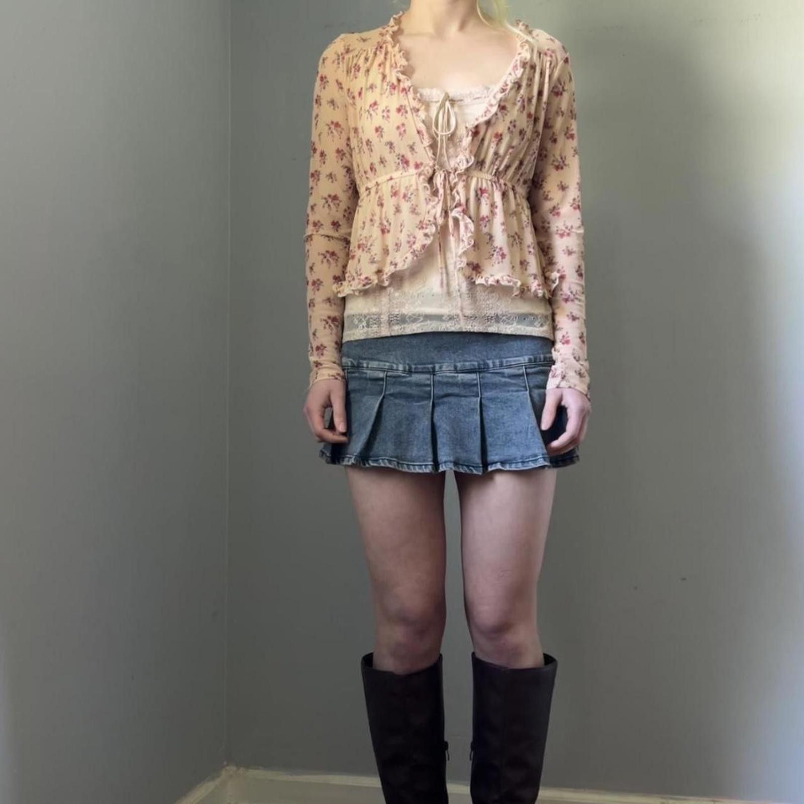 Other Floral blouse with tie front and ruffles Size S / US 4 / IT 40 - 7 Thumbnail