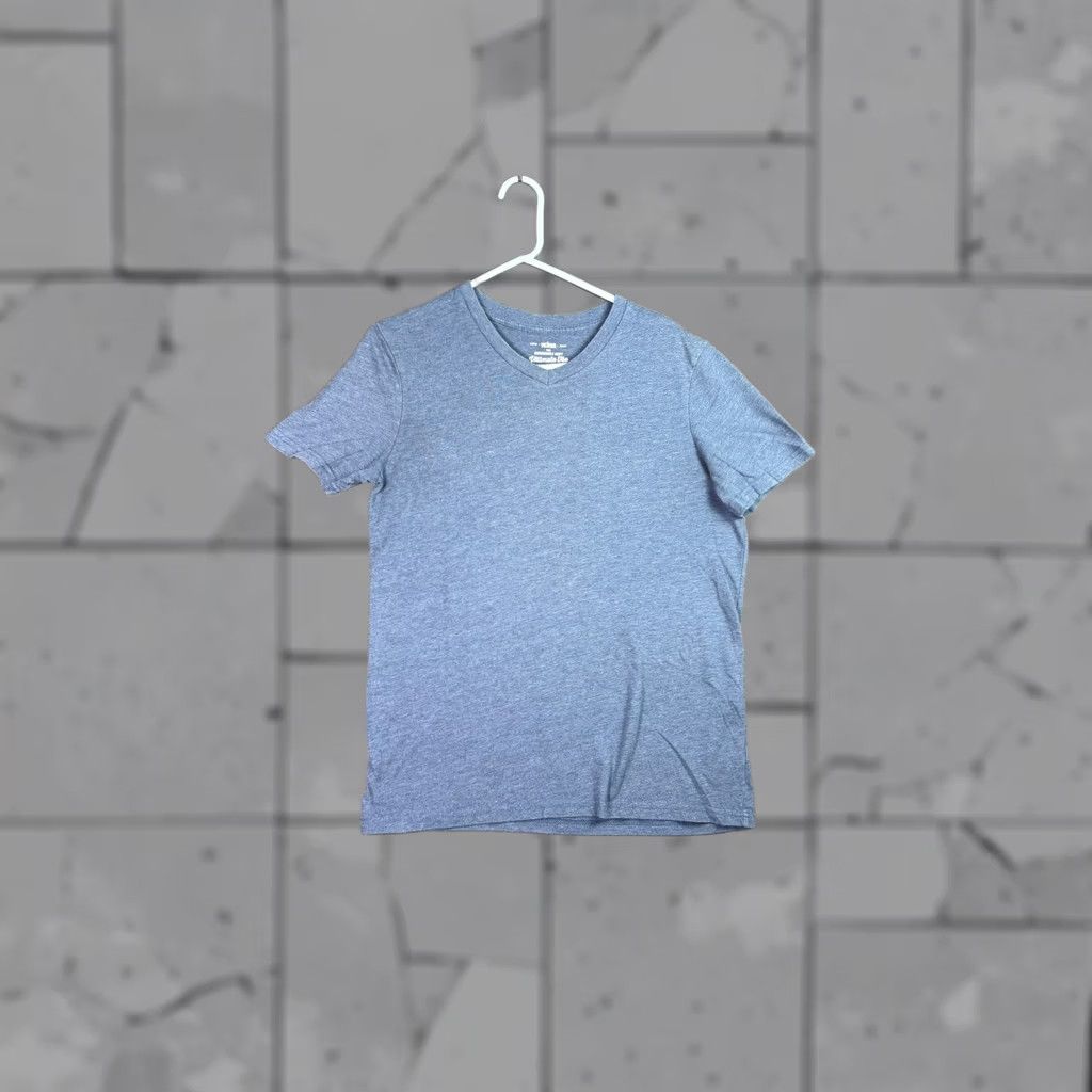 Vintage Urban Pipeline Shirt Mens Medium Blue V Neck Ultimate Tee Soft Casual Lightweight Size US M / EU 48-50 / 2 - 1 Thumbnail
