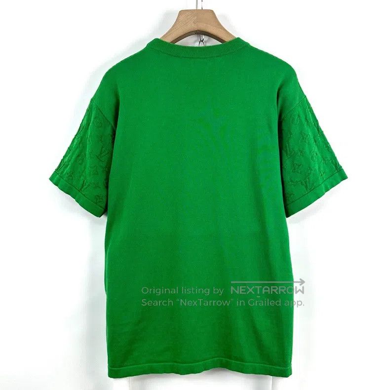 Louis Vuitton Louis Vuitton Green full embossed logo short sleeve Size US M / EU 48-50 / 2 - 2 Thumbnail