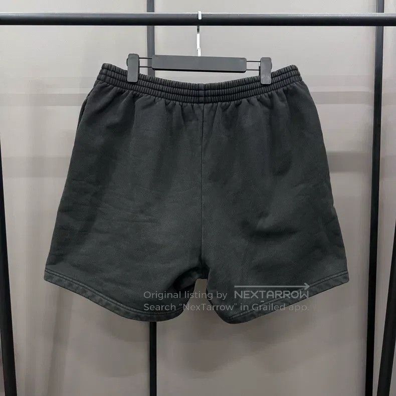 Balenciaga Balenciaga size M Logo Printed Elastic Waist Casual Short Size US 27 - 2 Thumbnail