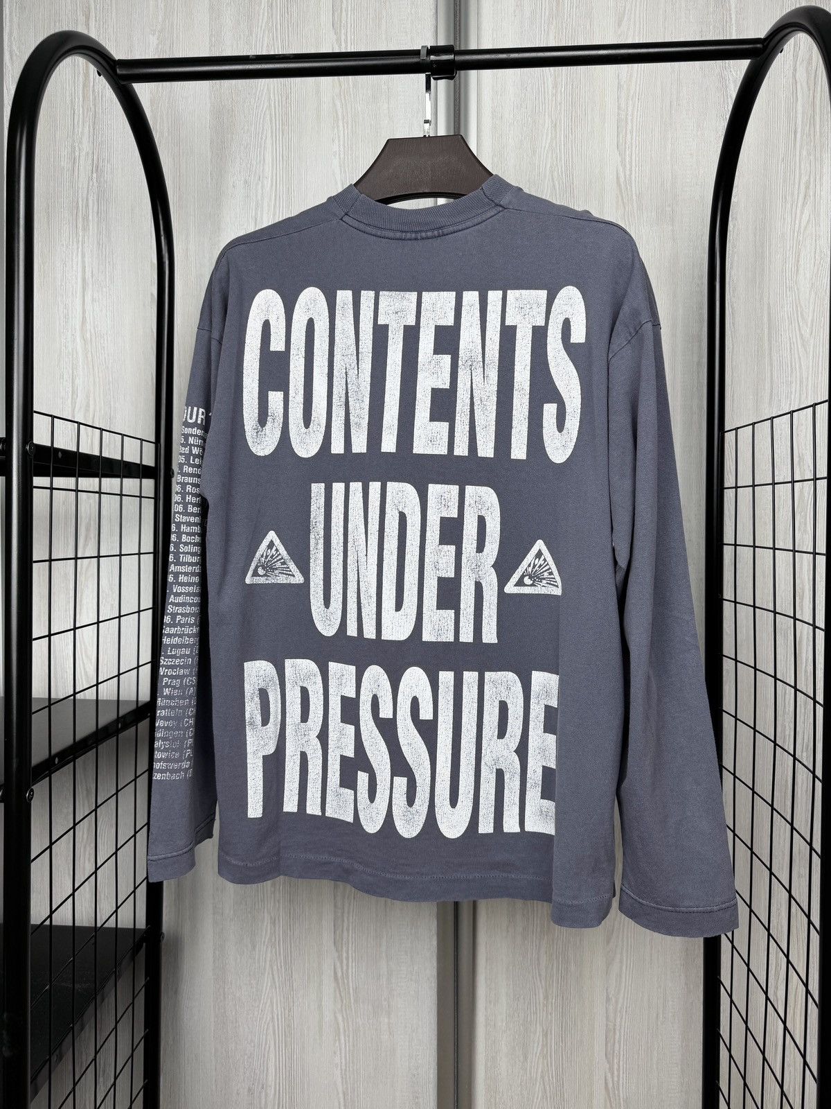 Fruit Of The Loom Vintage Pro Pain Contents Under Pressure Tour 1996 90s Tee Size US XL / EU 56 / 4 - 8 Thumbnail