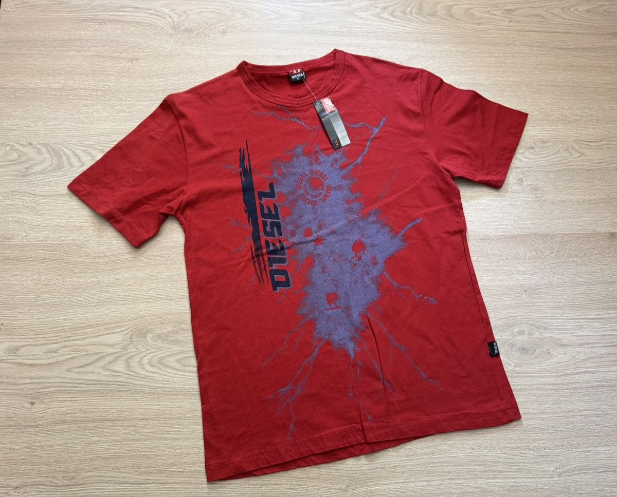 Diesel Vintage 00’s Diesel y2k Red Archival T-Shirt Size US L / EU 52-54 / 3 - 1 Thumbnail