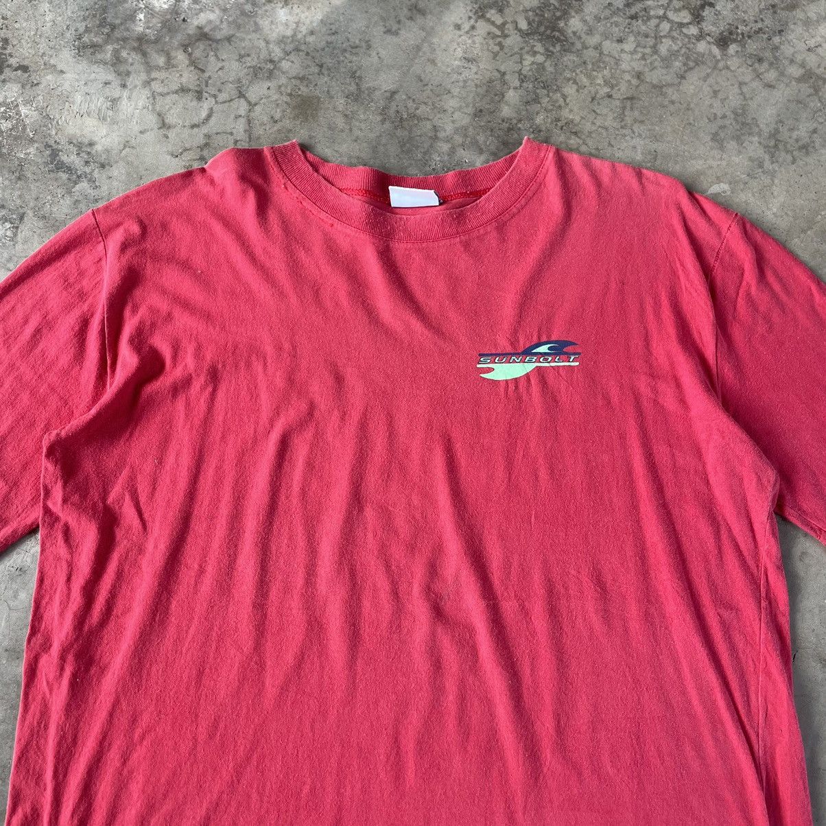 Vintage 🔥🔥Vintage Sun Bolt Big Logo Air Waves Surfing Tee Size US L / EU 52-54 / 3 - 4 Thumbnail