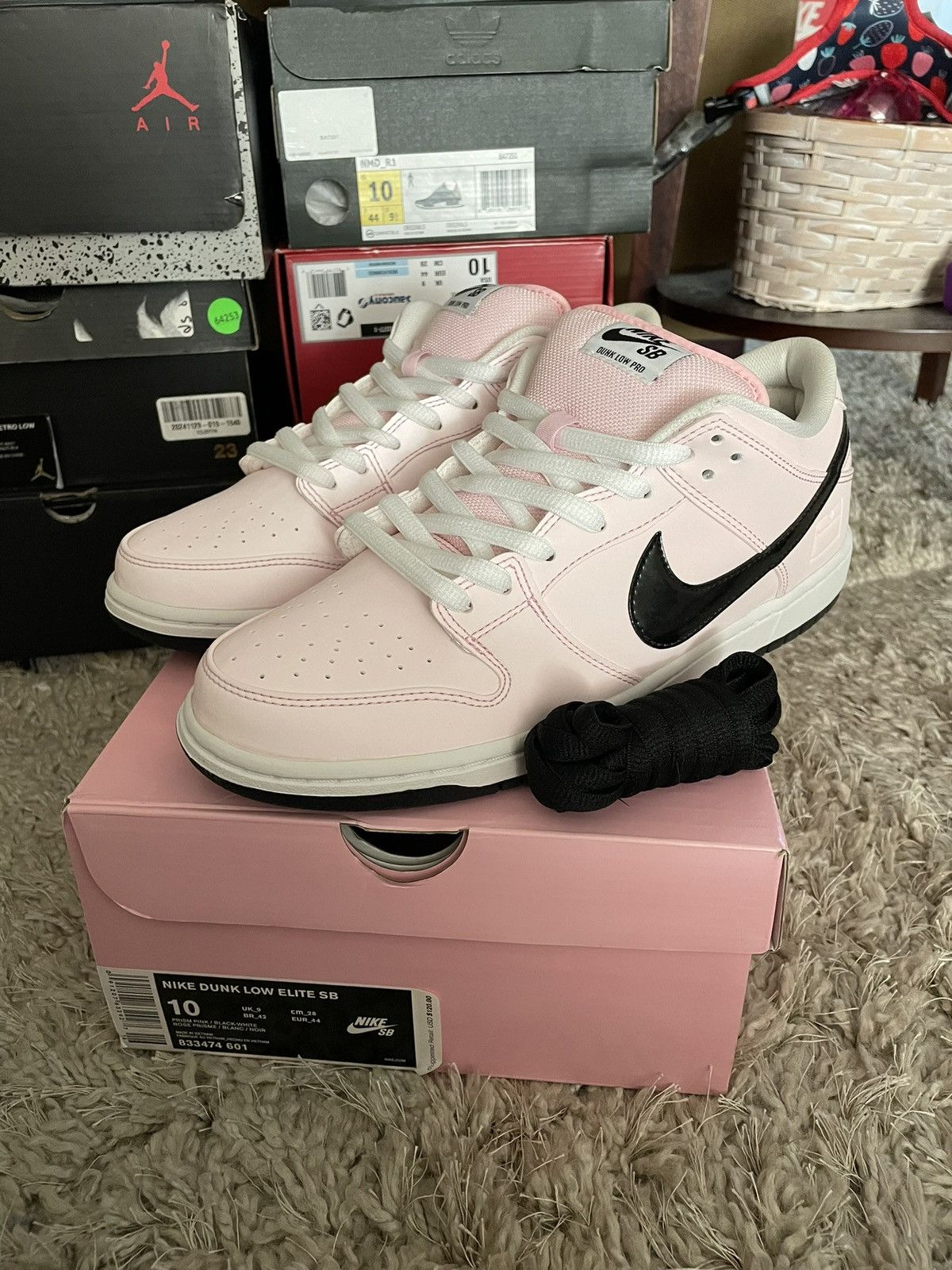 Nike SB Nike SB Dunk Low Pink Box Size US 10 / EU 43 - 1 Thumbnail