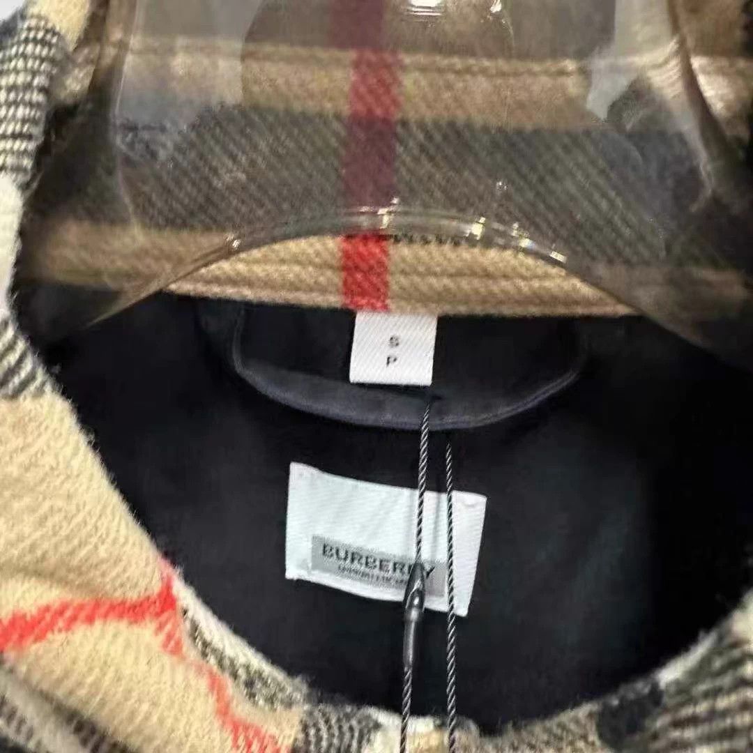 Burberry Burberry Check Cashmere Jacket S Size US S / EU 44-46 / 1 - 2 Thumbnail