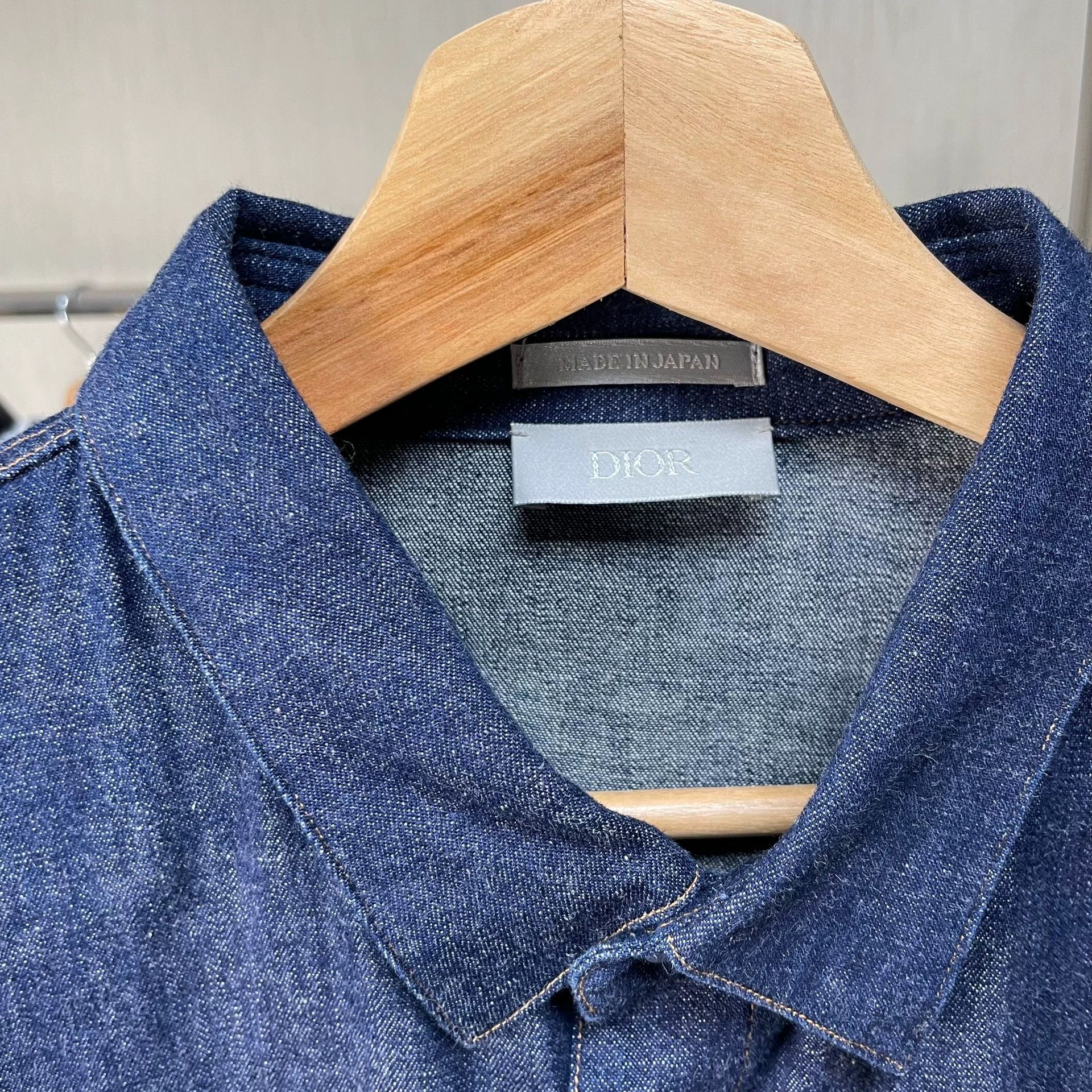 Dior Dior Blue Denim Shirt (Worn Once, Size 39) Size US M / EU 48-50 / 2 - 3 Thumbnail