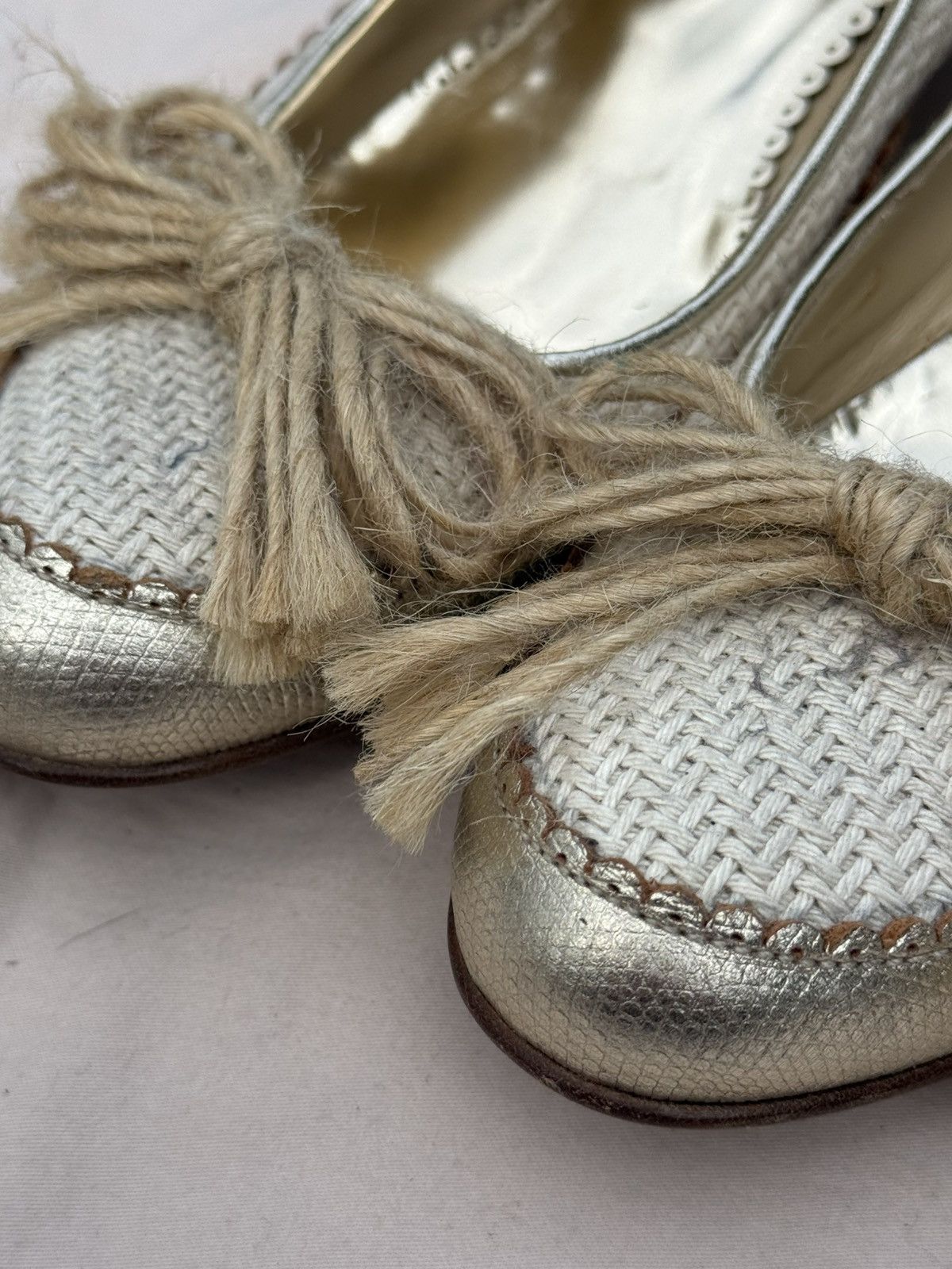 Versace Versus Versace Beige White Knitted Lion Logo Slip-On Flats Size US 9 / IT 39 - 4 Thumbnail