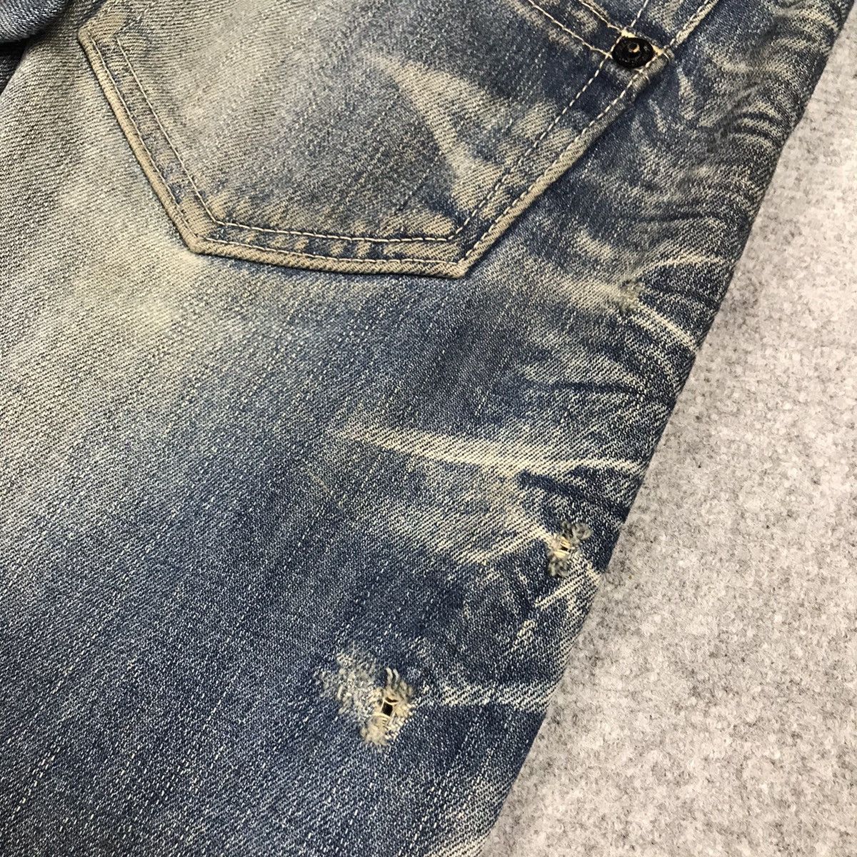 If Six Was Nine × Le Grande Bleu (L.G.B.) FALRE DENIM RATTLE TRAP BOOTCUT DISTRESSED DENIM PANTS Size US 30 / EU 46 - 15 Thumbnail