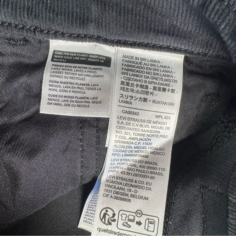 Levi's Levi's 726 High Rise Flare Corduroy Black Jeans Size 32 x 3 Size 32" / US 10 / IT 46 - 6 Thumbnail