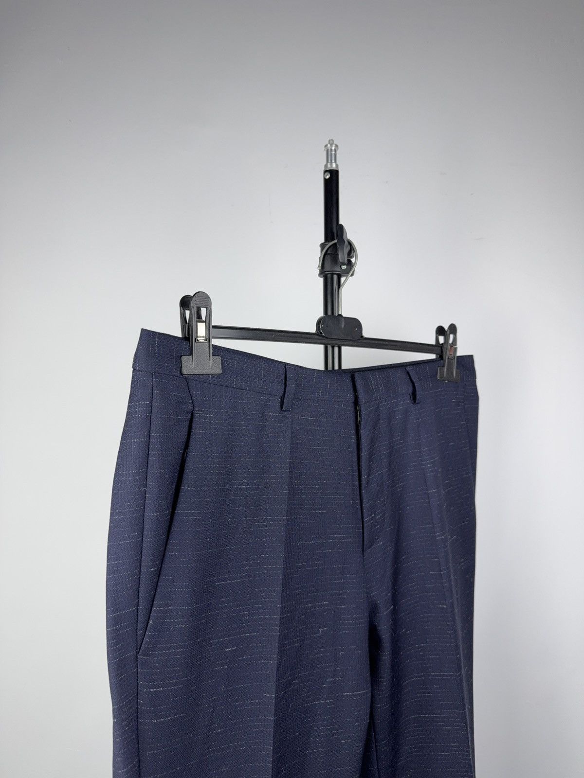 Hugo Boss Luxury 00s Hugo Boss Textured Formal Pants Navy Slim Dress Size US 32 / EU 48 - 5 Thumbnail
