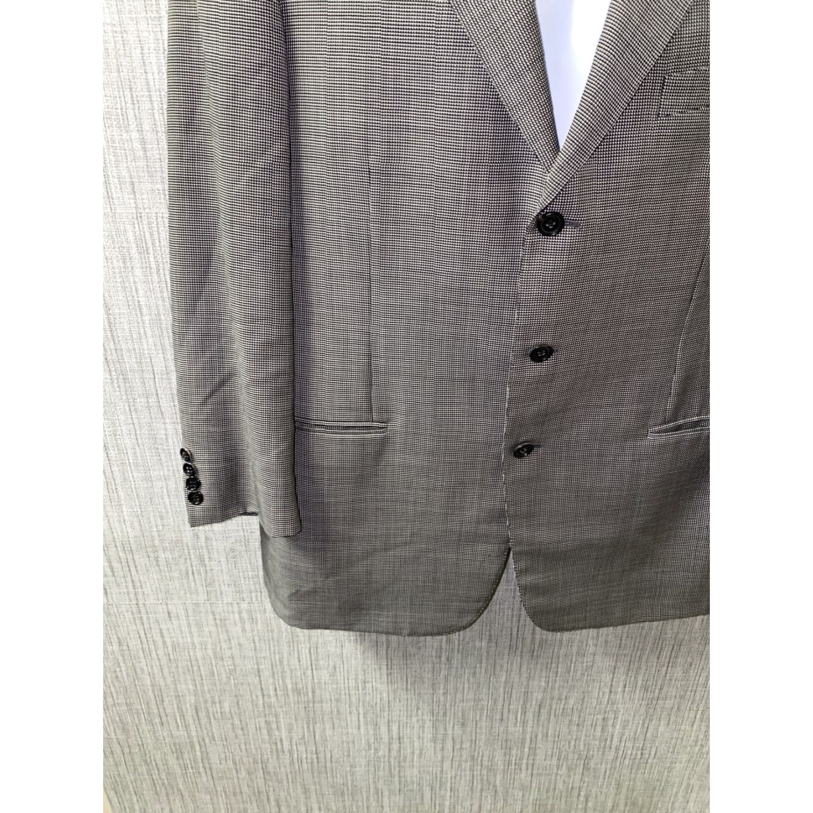 Ermenegildo Zegna Ermenegildo Zegna Sport Coat Jacket Coat Mens Gray Wool 54R 3 Button Swiss Made Regular Length Coat Size US L / EU 52-54 / 3 - 3 Thumbnail